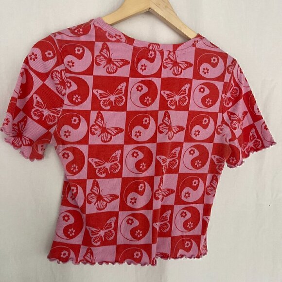 Ying Yang and Butterflies‎ Crop Top - Picture 4 of 6